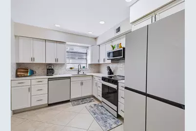 125 Piedmont C, Delray Beach, FL 33484 - Photo 18