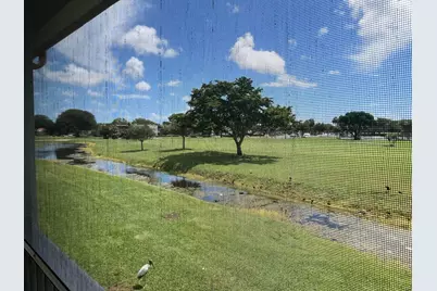 125 Piedmont C, Delray Beach, FL 33484 - Photo 4
