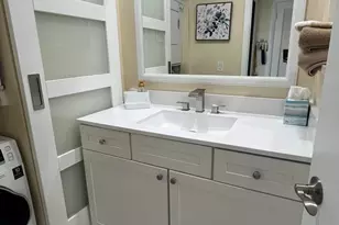 125 Piedmont C, Delray Beach, FL 33484 - Photo 20