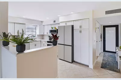 125 Piedmont C, Delray Beach, FL 33484 - Photo 16
