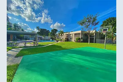 8506 Old Country Manor #213, Davie, FL 33328 - Photo 34