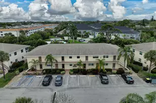 2950 SE Ocean Blvd, Stuart, FL 34996 - Photo 26