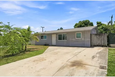 1010 Pinetree Drive, Lantana, FL 33462 - Photo 1