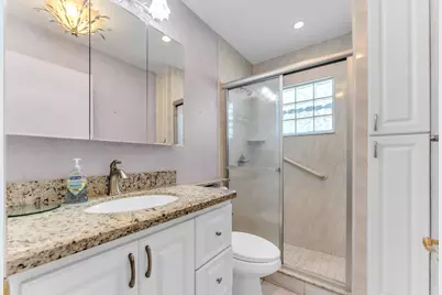 572 Flanders L #572, Delray Beach, FL 33484 - Photo 20