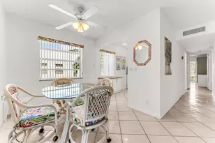 572 Flanders L, Delray Beach, FL 33484 - Photo 8