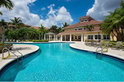 6533 Emerald Dunes Drive #203, West Palm Beach, FL 33411 - Photo 4