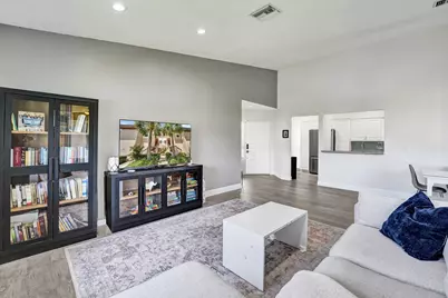 10631 NW 14th Street #212, Plantation, FL 33322 - Photo 2