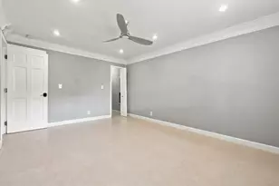 3017 N Oakland Forest Dr, Oakland Park, FL 33309 - Photo 16
