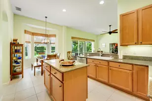 8503 Portobello Ln, Palm Beach Gardens, FL 33418 - Photo 10