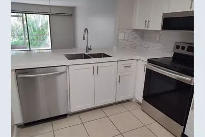 3275 Frederick Boulevard #12D, Delray Beach, FL 33483 - Photo 2