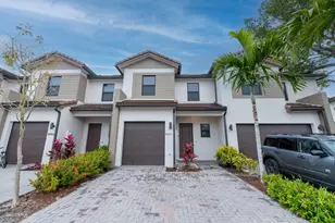 712 Del Vista, Pompano Beach, FL 33069 - Photo 2