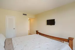 1980 S Ocean Dr, Hallandale Beach, FL 33009 - Photo 16