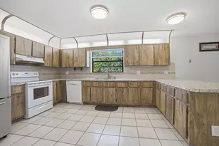 4340 SW 74th Ave, Davie, FL 33314 - Photo 6