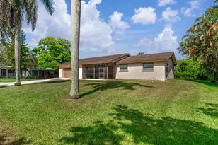 4340 SW 74th Ave, Davie, FL 33314 - Photo 4
