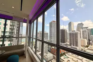 227 NE 2nd St, Miami, FL 33132 - Photo 32