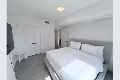 227 NE 2nd Street #Unit 1903, Miami, FL 33132 - Photo 10