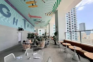 227 NE 2nd St, Miami, FL 33132 - Photo 22