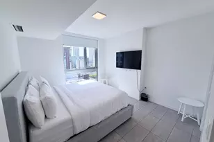 227 NE 2nd St, Miami, FL 33132 - Photo 8