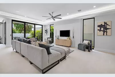725 SE 4th Avenue, Delray Beach, FL 33483 - Photo 6
