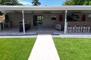 270 NW 36th St, Boca Raton, FL 33431 - Photo 30