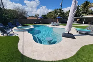 270 NW 36th St, Boca Raton, FL 33431 - Photo 10