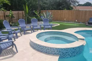 270 NW 36th St, Boca Raton, FL 33431 - Photo 14