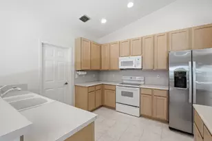 208 Jones Creek Dr, Jupiter, FL 33458 - Photo 10