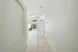 208 Jones Creek Dr, Jupiter, FL 33458 - Photo 8