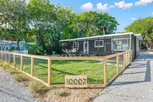 10007 S Indian River Dr, Fort Pierce, FL 34982 - Photo 46