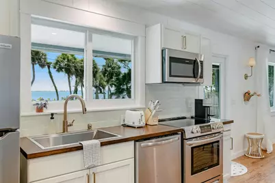 10007 S Indian River Drive, Fort Pierce, FL 34982 - Photo 14