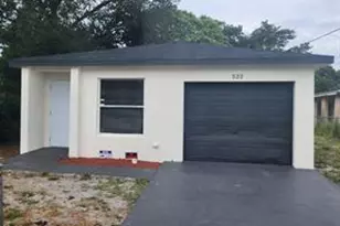 522 N 15th St, Fort Pierce, FL 34950 - Photo 1
