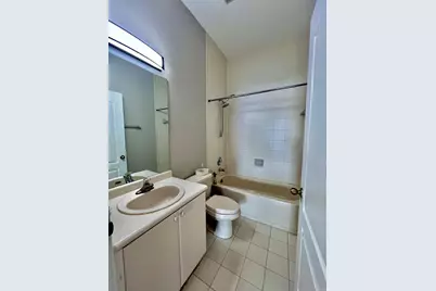 8874 NW 182nd Street, Hialeah, FL 33018 - Photo 22