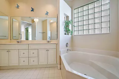 23444 Alzira Circle, Boca Raton, FL 33433 - Photo 24