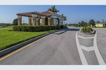 2155 Crowned Eagle Circle SW, Vero Beach, FL 32962 - Photo 2