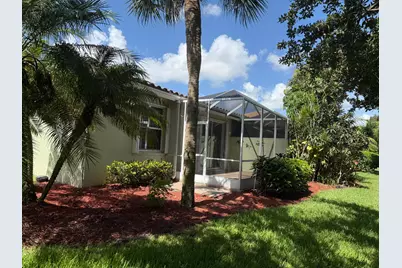 10664 Royal Caribbean Circle, Boynton Beach, FL 33437 - Photo 2