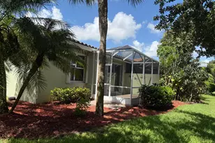 10664 Royal Caribbean Cir, Boynton Beach, FL 33437 - Photo 2