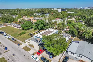 526 NW 15th Way, Fort Lauderdale, FL 33311 - Photo 50
