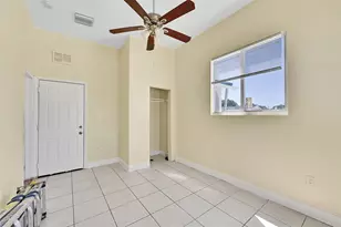 526 NW 15th Way, Fort Lauderdale, FL 33311 - Photo 4