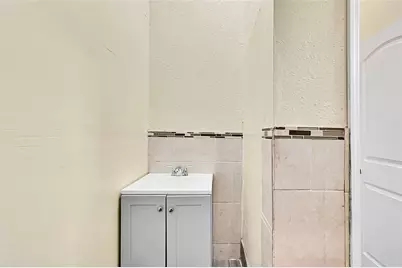 526 NW 15th Way, Fort Lauderdale, FL 33311 - Photo 6