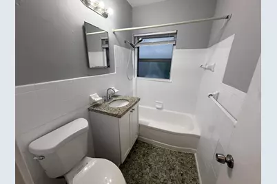 1621 NE 5th Street #B, Fort Lauderdale, FL 33301 - Photo 8
