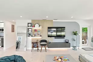 35 NE 29th St, Wilton Manors, FL 33334 - Photo 22
