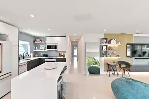 35 NE 29th St, Wilton Manors, FL 33334 - Photo 10