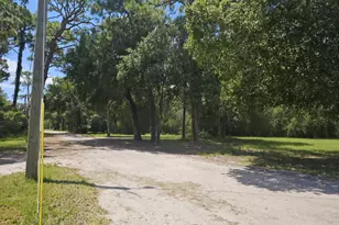 4921 Edwards Rd, Fort Pierce, FL 34981 - Photo 12