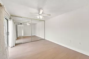 9139 SW 23rd St, Davie, FL 33324 - Photo 6
