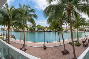 31 SE 5th St, Miami, FL 33131 - Photo 2
