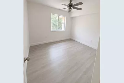 6386 Emerald Dunes Drive #308, West Palm Beach, FL 33411 - Photo 6