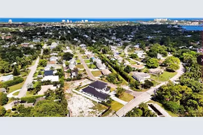 325 W Riverside Drive, Jupiter, FL 33469 - Photo 56