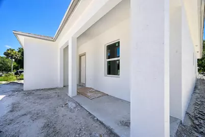 2007 N 48th N Street, Fort Pierce, FL 34947 - Photo 2