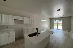 2007 N 48th N St, Fort Pierce, FL 34947 - Photo 4