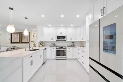 10209 Vestal Court, Coral Springs, FL 33071 - Photo 8